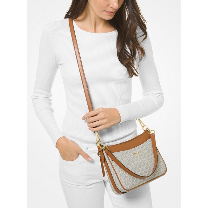 Jet Set Medium Logo Shoulder Bag