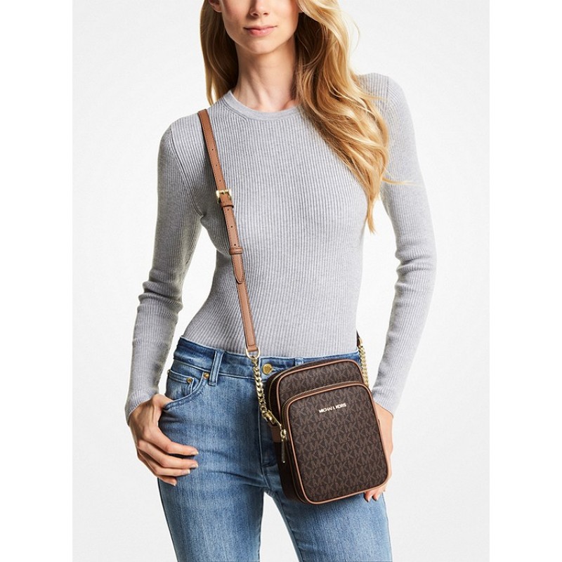 Jet Set Travel Medium Logo Crossbody Bag